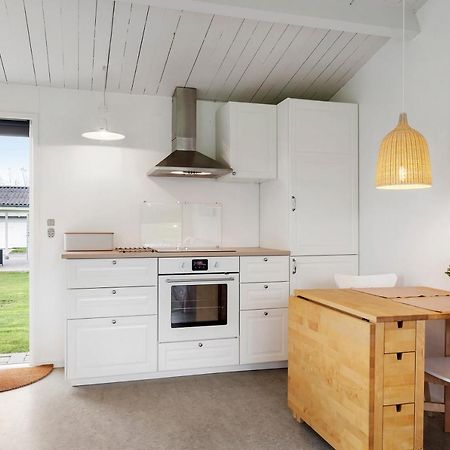 Cozy 2-Bedroom J Seaside Escape At Summerhouse Brenderup エクステリア 写真