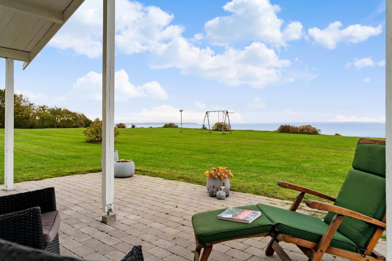 Cozy 2-Bedroom J Seaside Escape At Summerhouse Brenderup エクステリア 写真