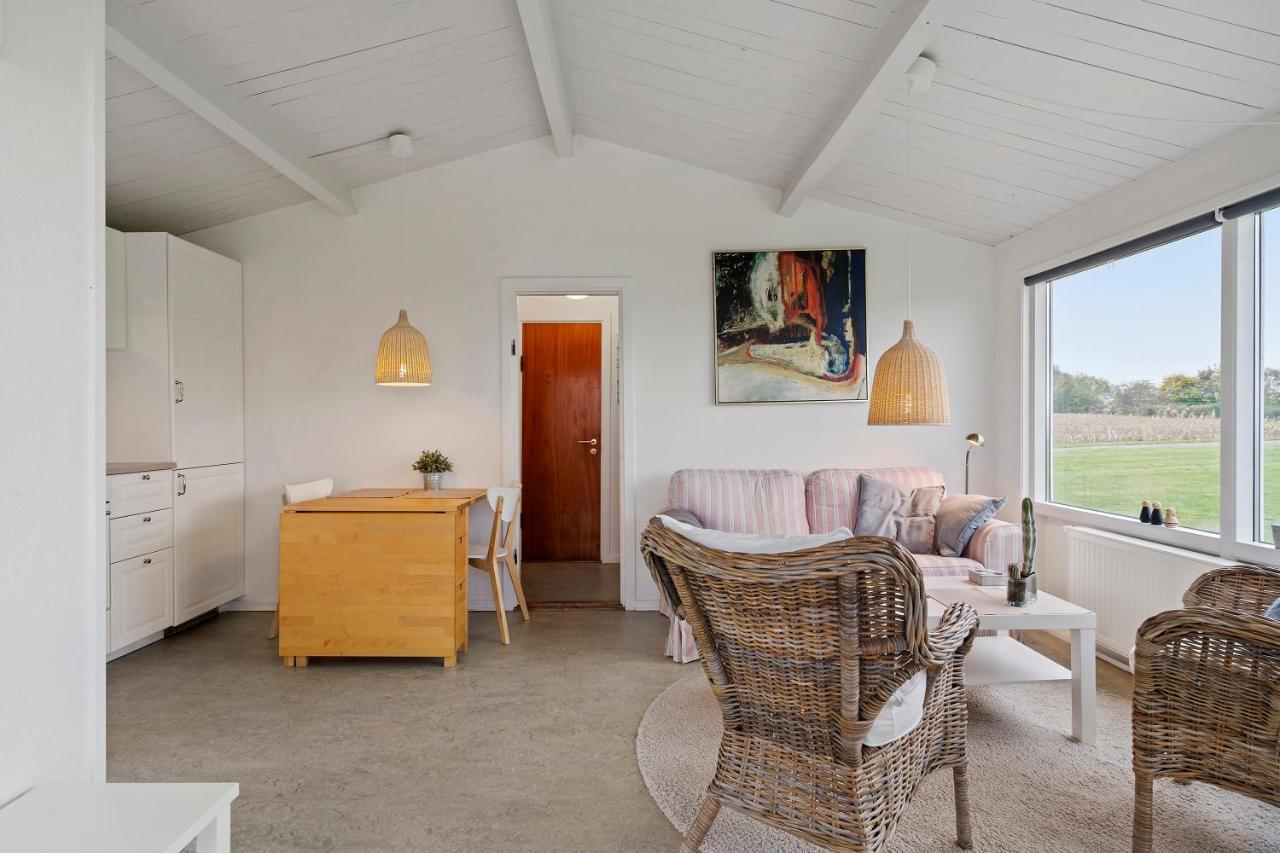 Cozy 2-Bedroom J Seaside Escape At Summerhouse Brenderup エクステリア 写真